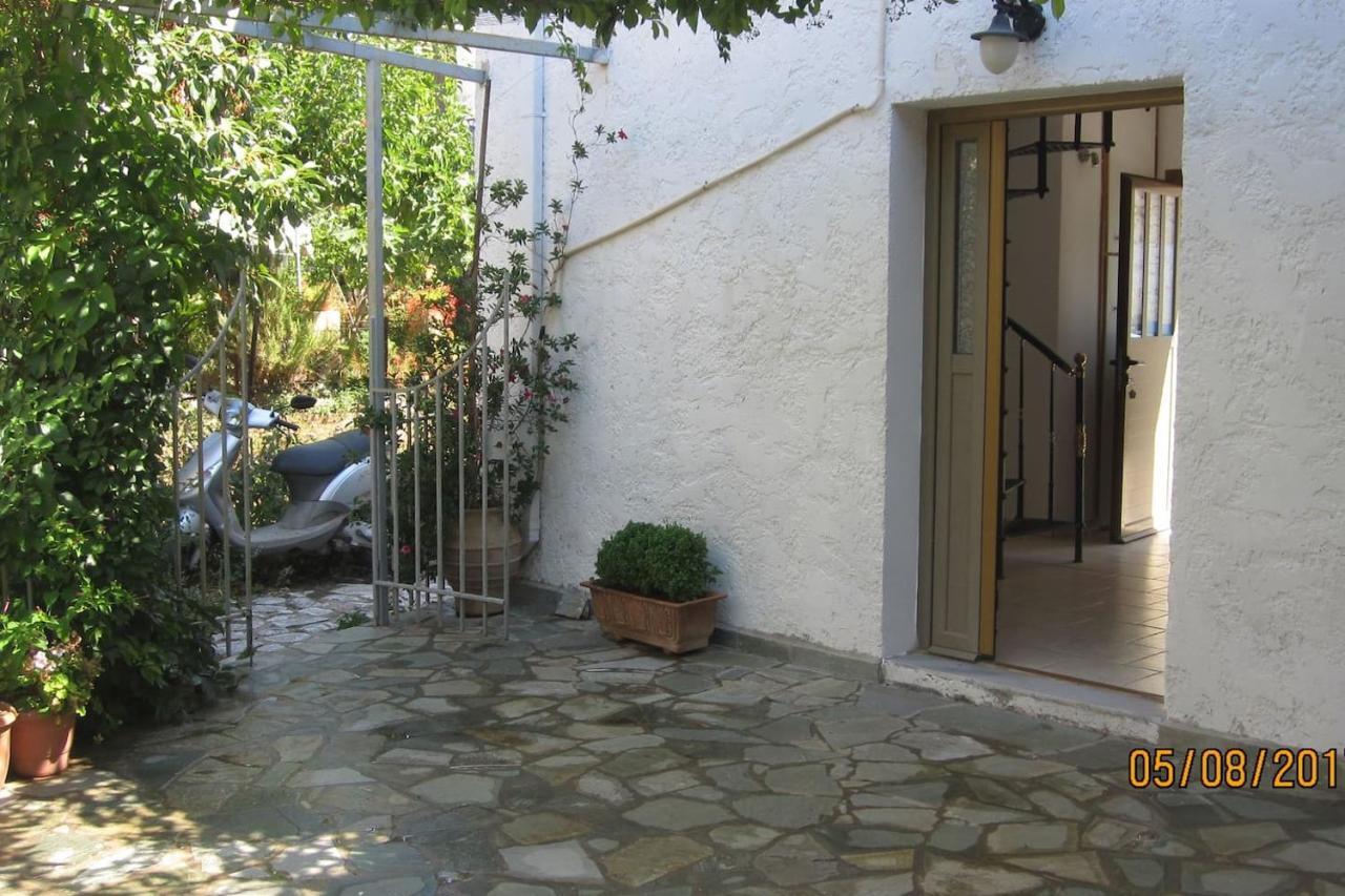 Pirgaki Studios Kardamyli Exteriér fotografie